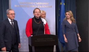 Отпускат по 120 лв. коледни добавки за 536 000 пенсионери под линията на бедност