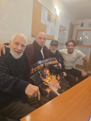  Виж Петко Войвода/В.Михайлов неузнаваем     