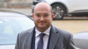 Няма срам в това да си жертва на насилие, важно е мъже и жени да говорят по темата: Министър Георгиев