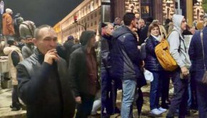  Протестъри 2025, без коментар: ФОТО НА НОЩТА  