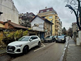 Миджур очертава "темето" на Лозенец, както границата със Сърбия: Улиците на София