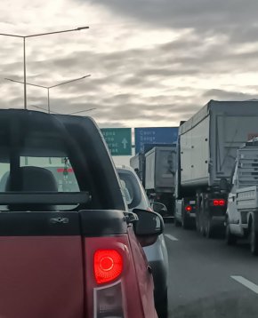 Тир помете пешеходец на Северната тангента, полицай загина при обезопасяване на мястото