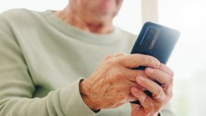 Отмъкнаха 38 000 лв. на 75-годишен мъж от Разград чрез Viber измама