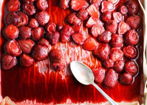 Печените ягоди са здравословна и сладка закуска