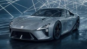 Лексус LFA се завръща
