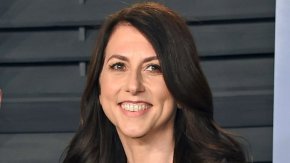 $7,2 млрд. дари т.г. бившата на Безос