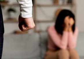 Аз казах ли ти, че ако ме излъжеш и ако ми направиш нещо, ще те убия, сега ще умреш: 39-годишен мъж към приятелката си