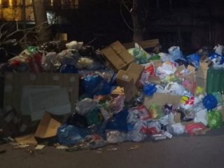   София снощи или защо ППДБ искат избори през април: ФОТО НА ДЕНЯ    