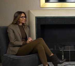 Силна съм заради отсъстващ баща, а агресията се превръща в емблема, но е слабост и страх: Ив. Бакалова