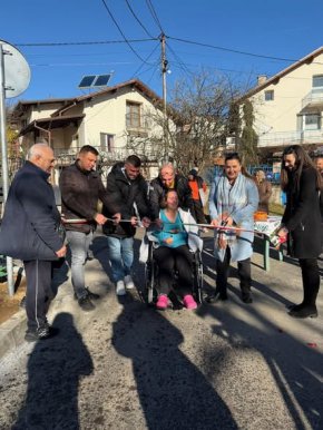   Нов мост за инвалид: Кметът на Панчарево (ФОТОГАЛЕРИЯ) 