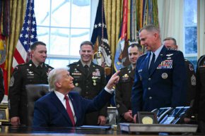 Тръмп подписва рекорден военен бюджет на САЩ с 800 милиона долара за Киев