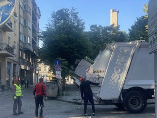 Незаконно е удължаването на договорите на Титан, а увеличението е 37%: Стотици милиони повече за мафията от кмета Терзиев