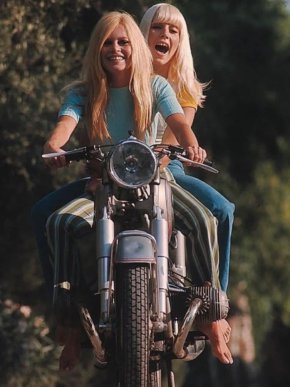   Тъжа, како Брижит: Силви Вартан