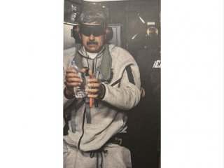 Николас Мадуро на борда на USS Iwo Jima: Фото на деня