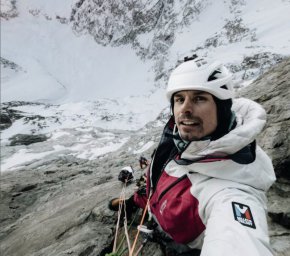 Дюбулоз и Букере преминаха един от най-опасните маршрути в масива на Екрeн