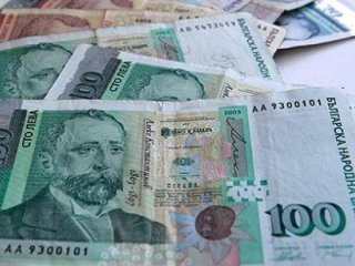 То вие вече не искате  лева, та при нас ли? Не може с левове: Продавачка в РСМ