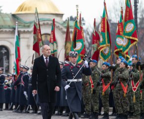 Венецуела е пореден епизод от разграждането на този международен правов ред, ние сме свидетели на правото на силата: Радев