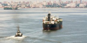 Големите петролни компании не споделят мечтата на Тръмп да направи венецуелската нефтоиндустрия велика отново: CNN