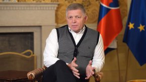 Велики сили „изтриха международното право“: Фицо