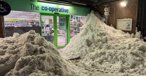 Британските села застрашени от изолация заради снеговалежа на бурята Горетти