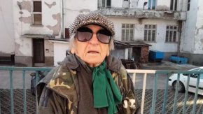 55 вълка имам утепани, сърбите ми викат "велик ловъц": Баба от Трън