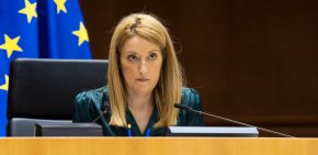 Европейският парламент забрани достъпа на ирански дипломати до сградите си