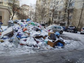  Кметът на Люлин заряза боклука и отиде на луксозна почивка