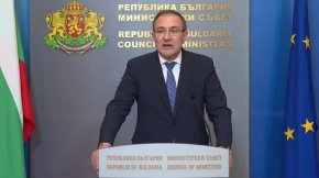 Гуцанов предлага коледни и великденски добавки в държавния бюджет за пенсионери, многодетни семейства и уязвими групи