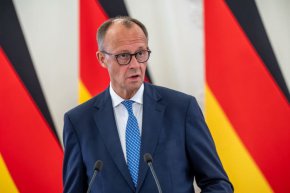 Русия е европейска страна: Мерц