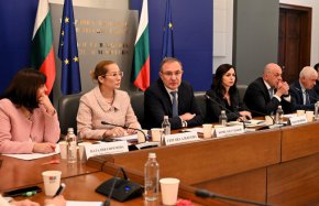 МТСП предлага поетапно премахване на таксата върху вноските за втора пенсия