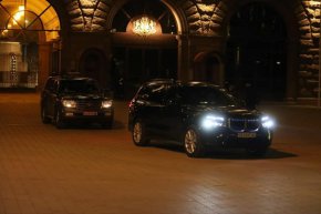 Радев си тръгна от президентството с ескорт на НСО