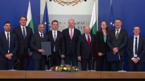 България подписа историческо споразумение - влиза в проучването на нефт и газ в Черно море 