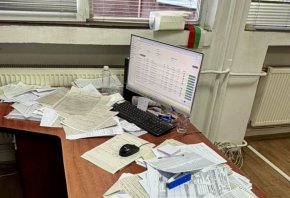 Арестуваха председателя на ТЕЛК в Пазарджик за 4 подкупа на стойност 8500 лв.