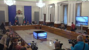 10 милиарда лева остават още в обращение: Координационният център