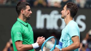 Джокович продължава към полуфиналите в Мелбърн след отказване на Музети