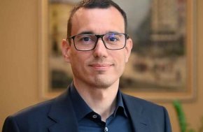 
4000 лв. на минута за адвокати от Терзиев при 172 юристи в Столичната община, които увеличи с 36, докато крие договори (ДОКУМЕНТИ)