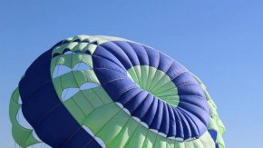 НС въведе строги правила за атракционните услуги