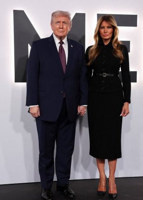 Мелания Тръмп впечатлява на премиерата на филма си Melania: Twenty Days to History