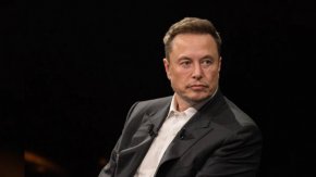  Илон Мъск стана първият човек с богатство над 800 млрд. долара