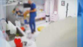 Властите влязоха в 8 салона и АГ кабинети в София