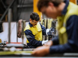 От 2019 до 2023 г. България е изгубила 105 000 работни места в производството