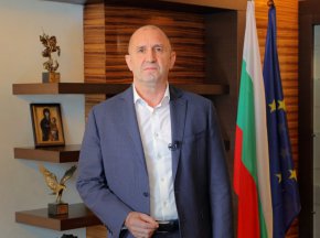 Петрохан е зловещ символ на разградената държава: Р. Радев