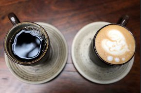 Кафе и чай с кофеин могат да помогнат за запазване на мозъчната функция, сочи проучване