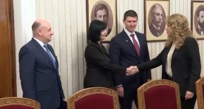 Вярваме 100% във вашия избор, готови сме да работим на 100% с вас: Ивелин Михайлов пред Йотова