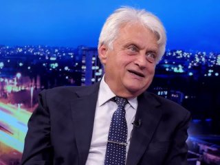 МВР при Бойко Рашков издало разрешения за 16 огнестрелни оръжия за един ден на Ивайло Иванов и два бойни пистолета за един ден на Ивайло Калушев