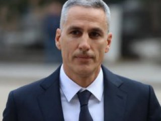 Гюров още не е подал оставка в БНБ:отсега гази закона