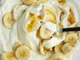 Кис.мляко с банани е идеалната храна