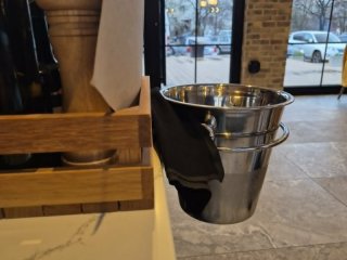 И ДА, И НЕ! Вее във Franco di Roma в Младост