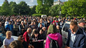 Кметът Терзиев връща скандален строеж в Младост след протести