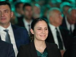 С €60 000 дълг кам НАП Вл.Николов прехвърлил на фейк-фирма свое дружество: Зам.-председател е на ПГ на Радевата партия